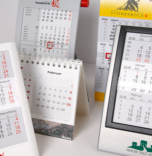 Aufstellkalender und Tischkalender: Die besten Tisch-Aufstellkalender für dein Jahr