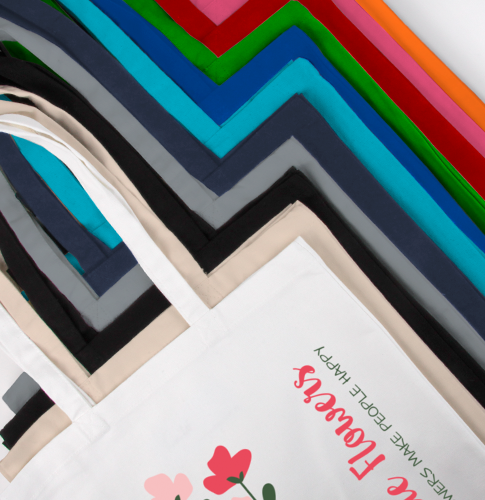 Canvastaschen bedrucken lassen – Deine Marke auf nachhaltigen Shoppern präsentieren