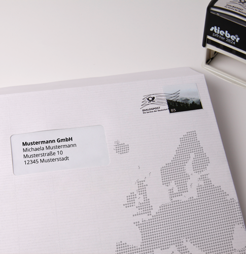 Welche Unterschiede gibt es bei Material und Papierqualität?