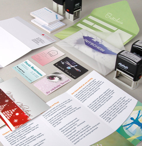 Was gehört auf jede Visitenkarte für dein Studio?